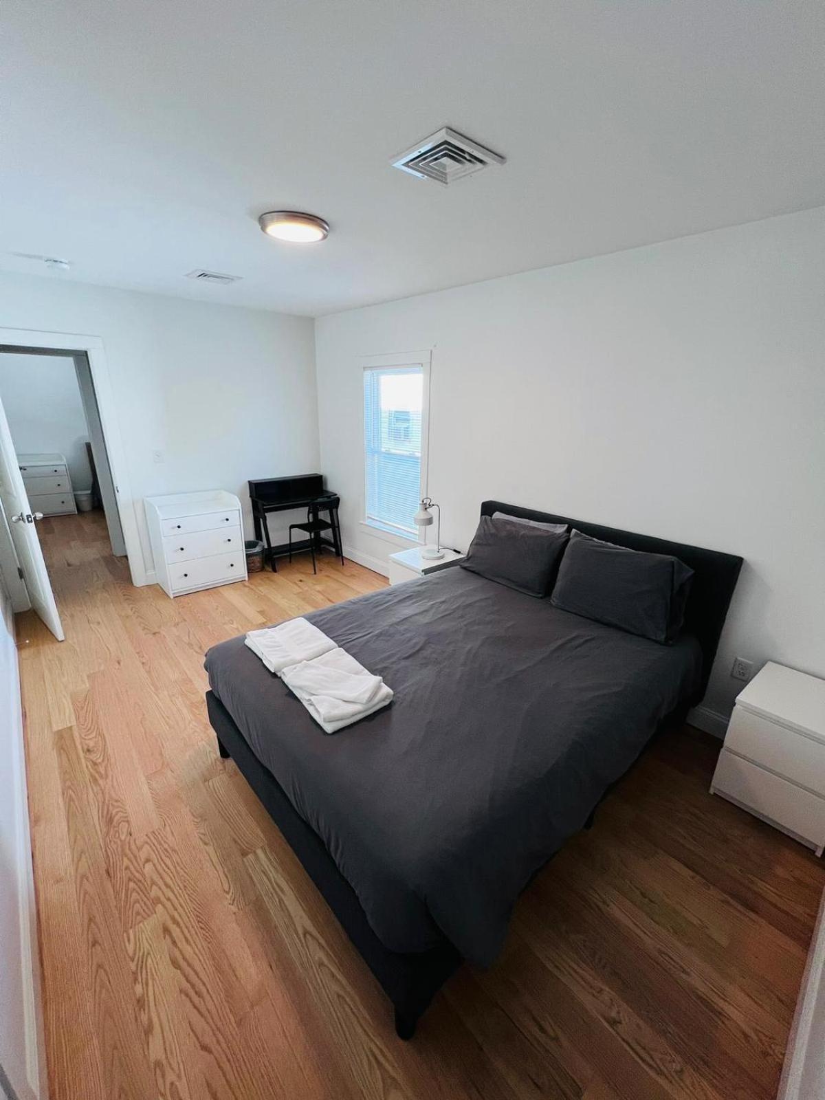Renovated, 10 Min From The City Boston Exteriör bild