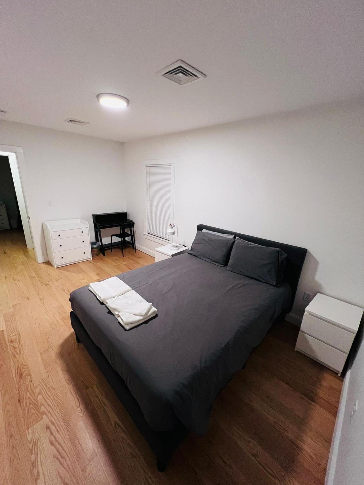 Renovated, 10 Min From The City Boston Exteriör bild